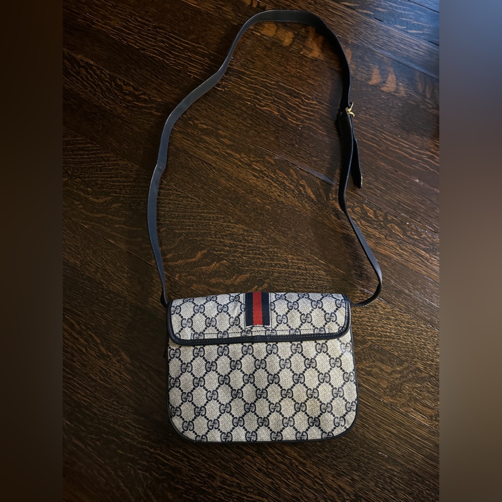 Gucci Navy GG Pattern Shoulder Bag - Picture 8 of 10